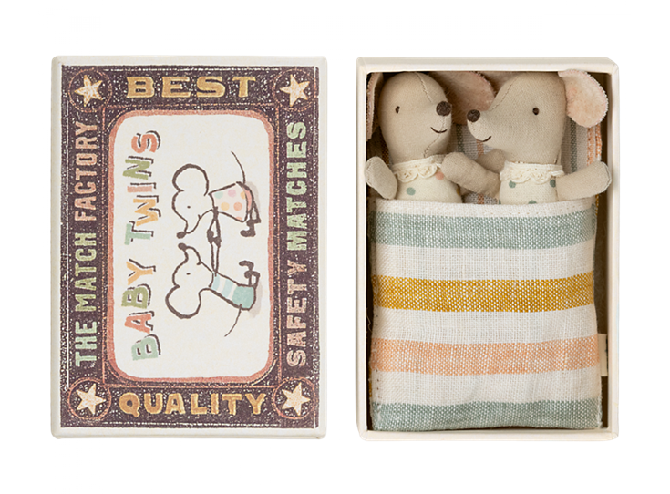 Twins-Baby-mice-in-matchbox