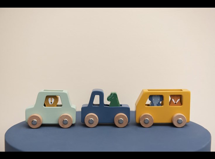 Wooden-animal-car-set