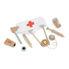 Wooden-doctor-set