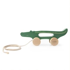 Wooden-pull-along-toy-Mr-Crocodile